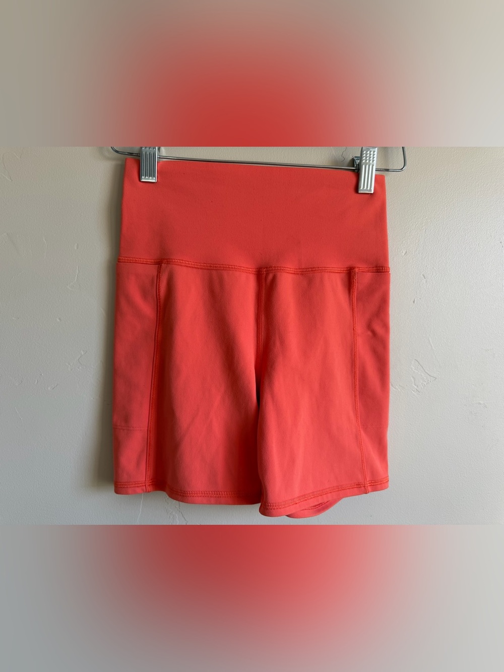 Women’s Vuori Workout Shorts Size XS
